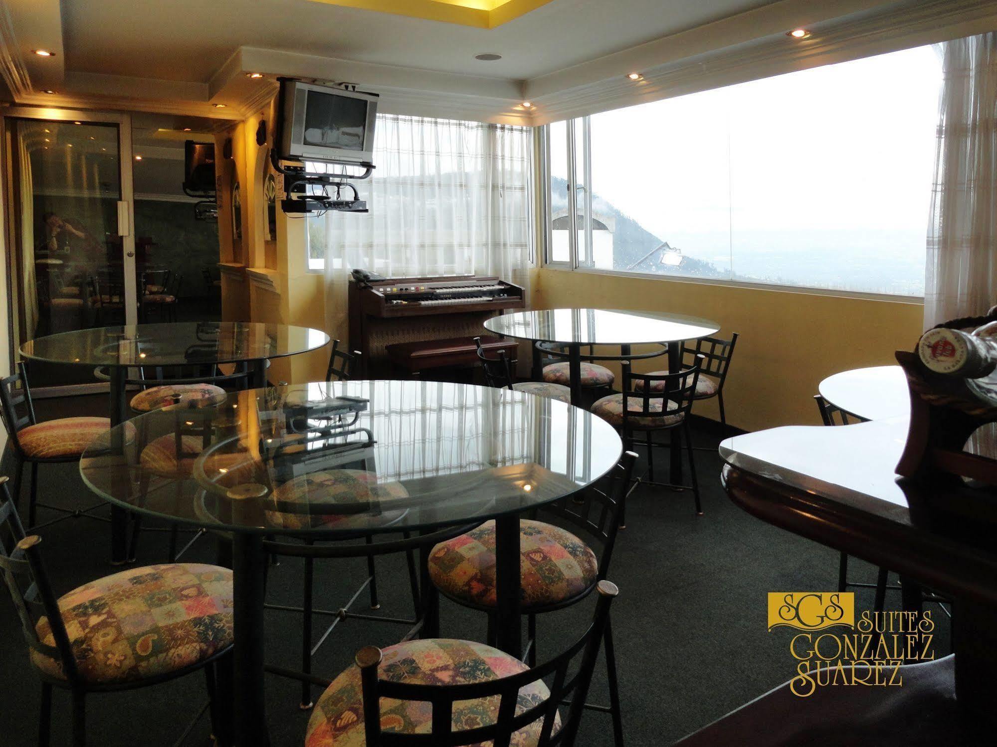 Hotel Suites Gonzalez Suarez Quito Esterno foto